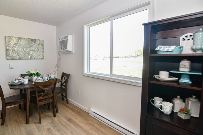 Building Photo - 3 Bedroom, Single-story Townhomes for rent in Madrid, IA