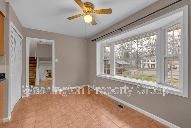 Building Photo - 4702 Declaration Ct