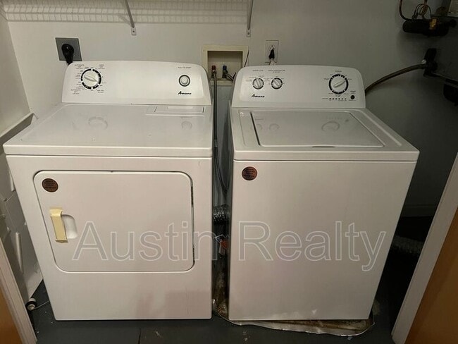 Building Photo - 1619 Washington Ave