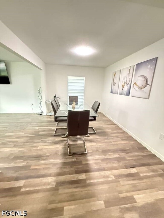 Building Photo - 8115 Ace Ct