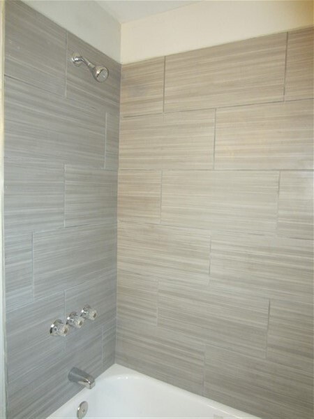 Building Photo - Well-Maintained 3-Bedroom Beauty!