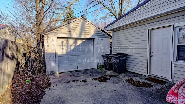 Building Photo - 809 S 29th St