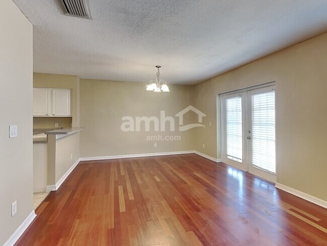 Building Photo - 10808 Candle Stick Ln