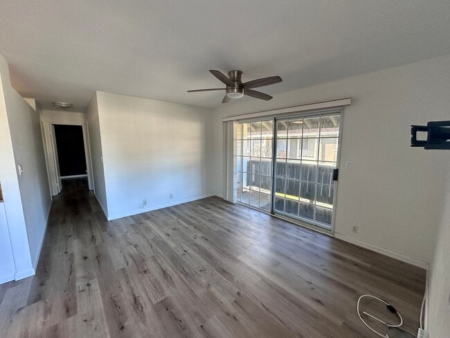 Building Photo - For Rent - [Royal Palm] 94-1363 Kulewa Lp. #15U