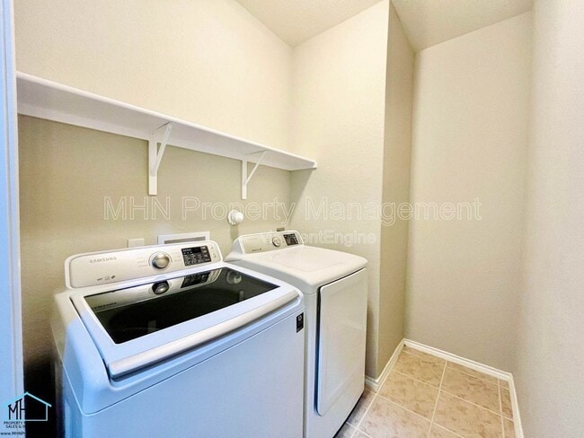 Building Photo - 12852 Laurel Brush