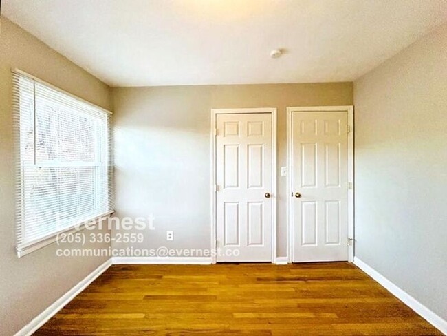 Building Photo - 203 Alpine Village Dr