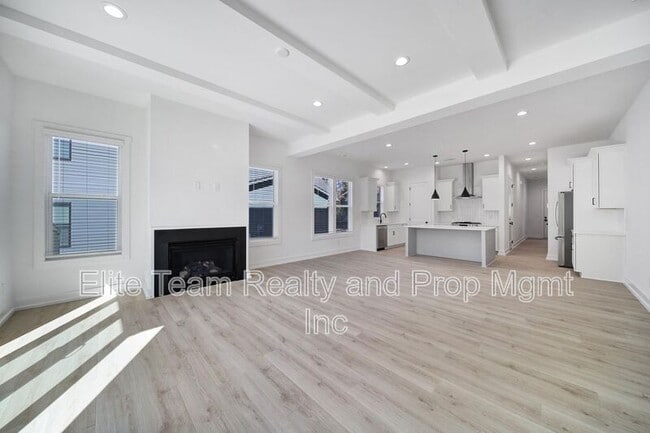 Building Photo - 511 Bowman Rd