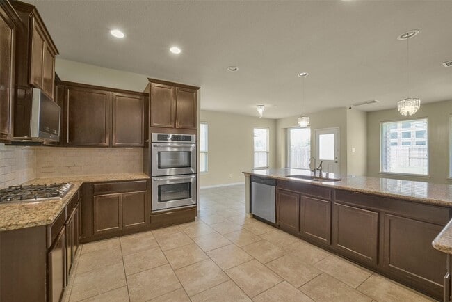 Building Photo - 3511 Brampton Island Dr