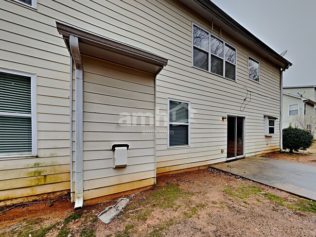 Building Photo - 680 Golden Meadow Dr