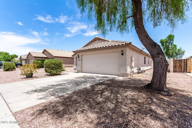 Building Photo - 16455 N 137th Dr