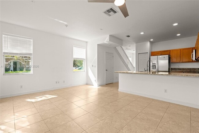 Building Photo - 5354 Ellery Terrace