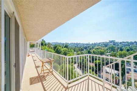 Building Photo - 5035 Escobedo Dr