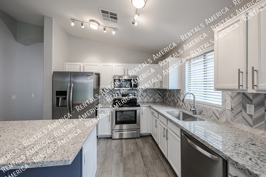 Building Photo - 45511 W Dirk St