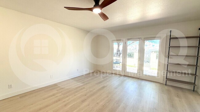 Building Photo - 6240 E Kelton Ln
