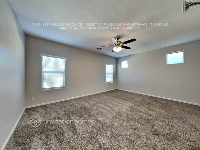 Building Photo - 1840 W Pollack St