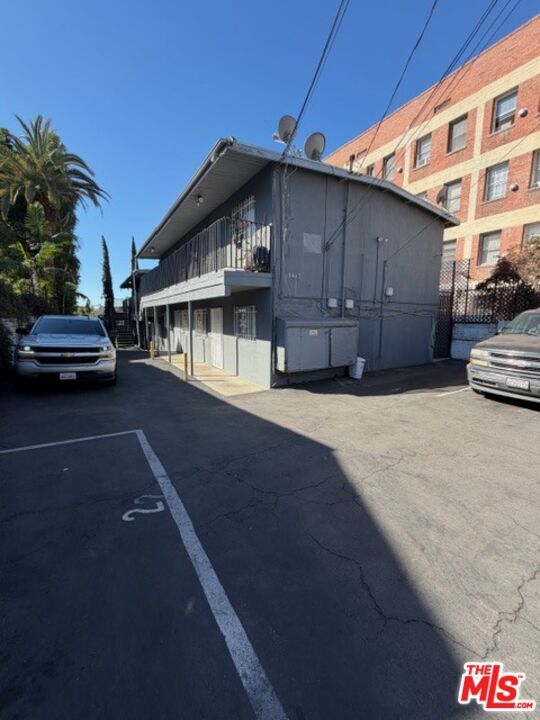 Building Photo - 1407 Alvarado Terrace