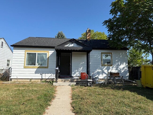 Primary Photo - 726 E Moler St