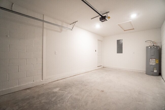 Building Photo - MOVE IN SPECIAL- Beautiful 3/2 Energy Effi...