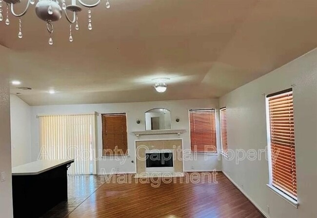 Building Photo - 15004 Antique Finish Dr