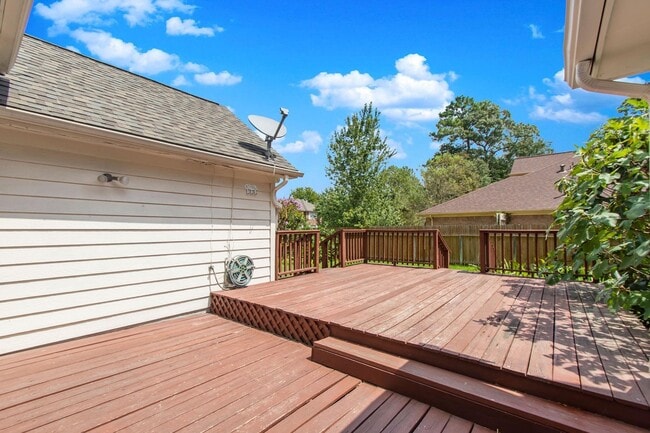 Building Photo - 31010 N Head Dr