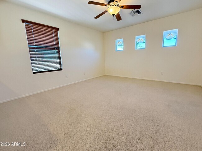 Building Photo - 3663 E Sparrow Pl