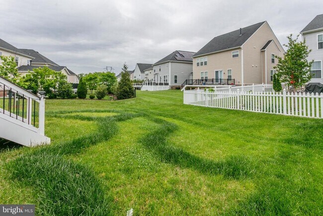 Building Photo - 22800 Bubbling Brook Dr