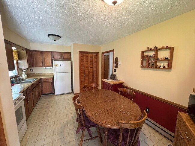 Building Photo - 312 Foreston Dr