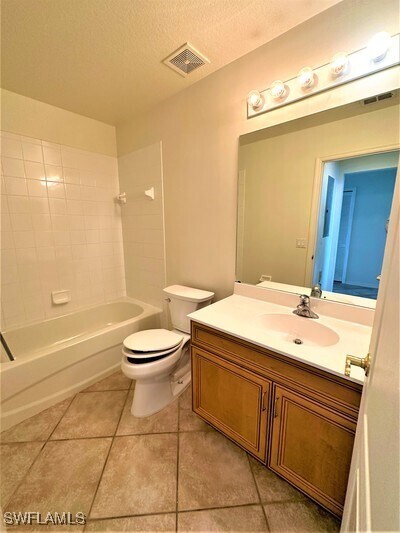 Building Photo - 8490 Kingbird Loop