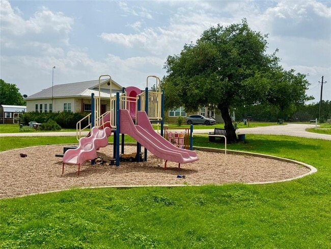 Building Photo - 289 Heatherwood Dr