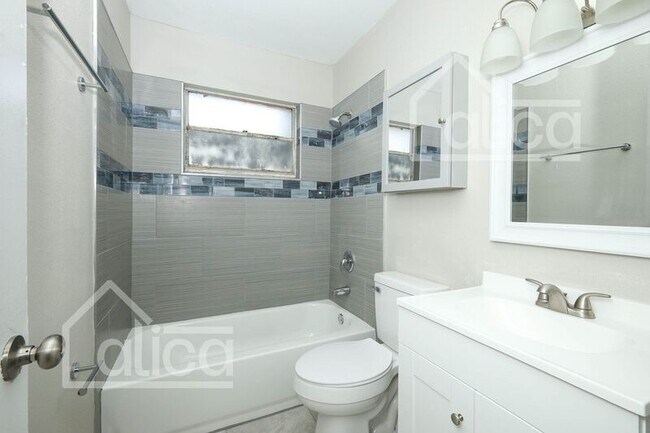 Building Photo - 2242 Willie Mays Pkwy
