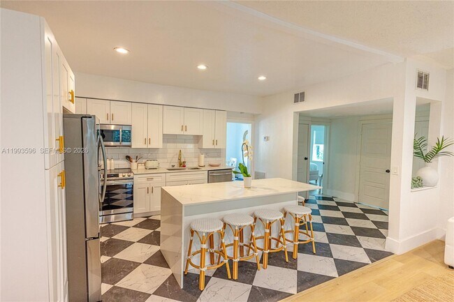 Building Photo - 745 NW 47th Terrace