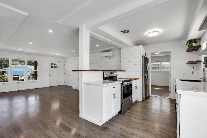 Building Photo - 3510 Walton Ln