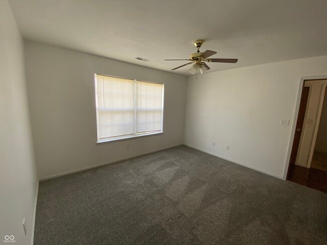 Building Photo - 450 Ashby Dr