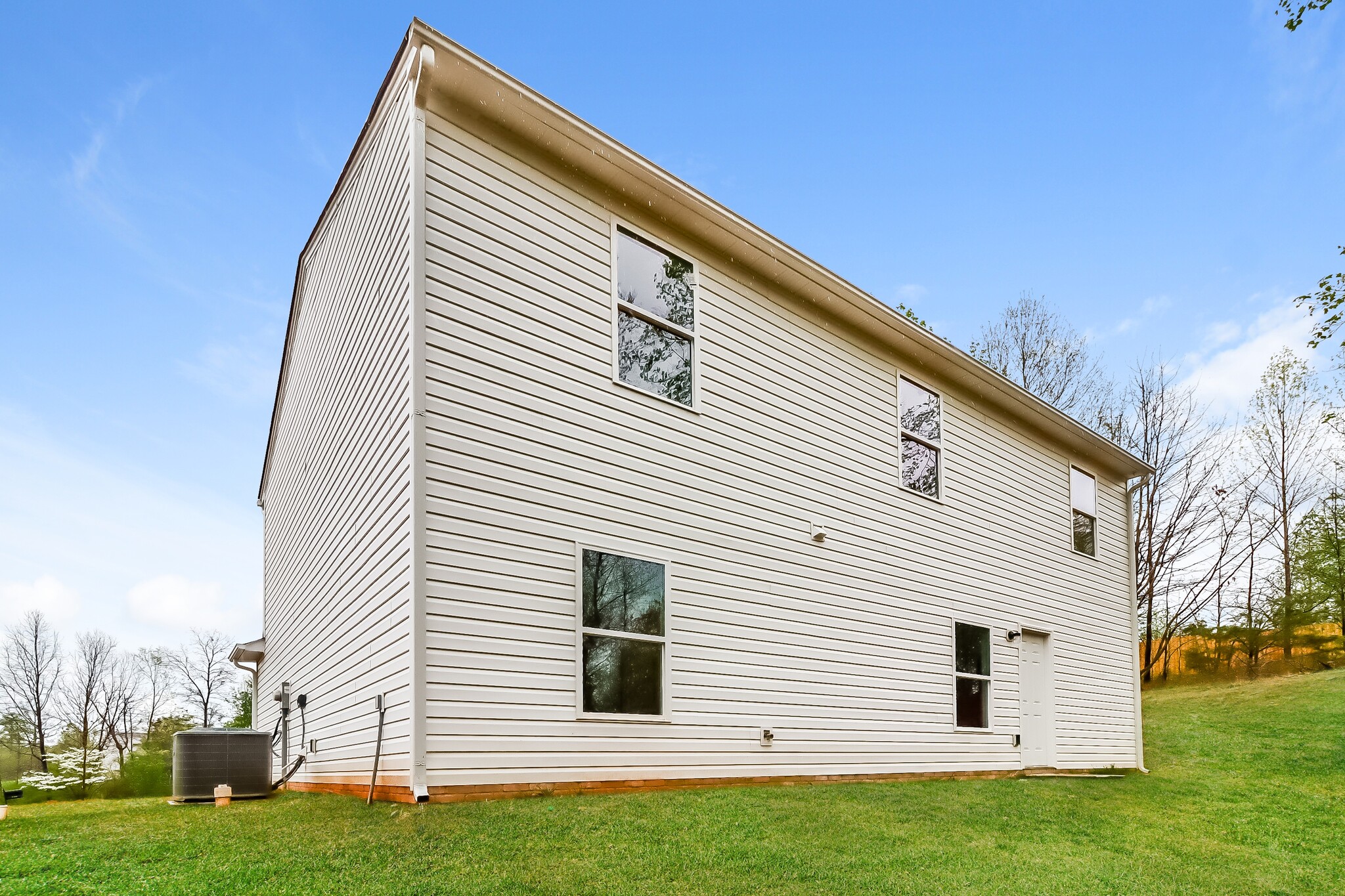 Building Photo - 118 Anderson Acres Dr