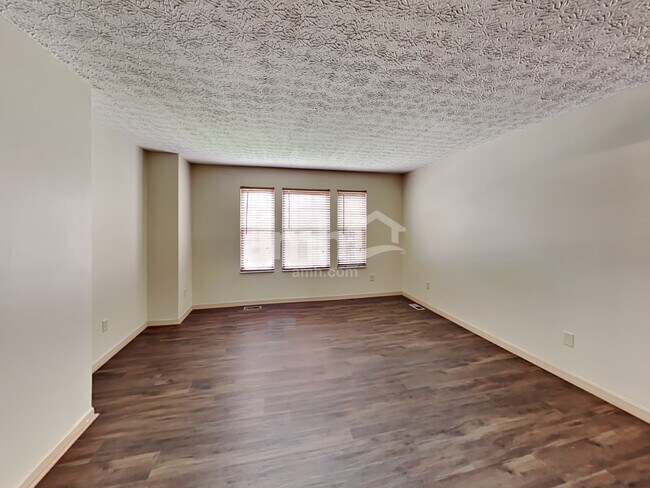 Building Photo - 7938 Windrift Pl