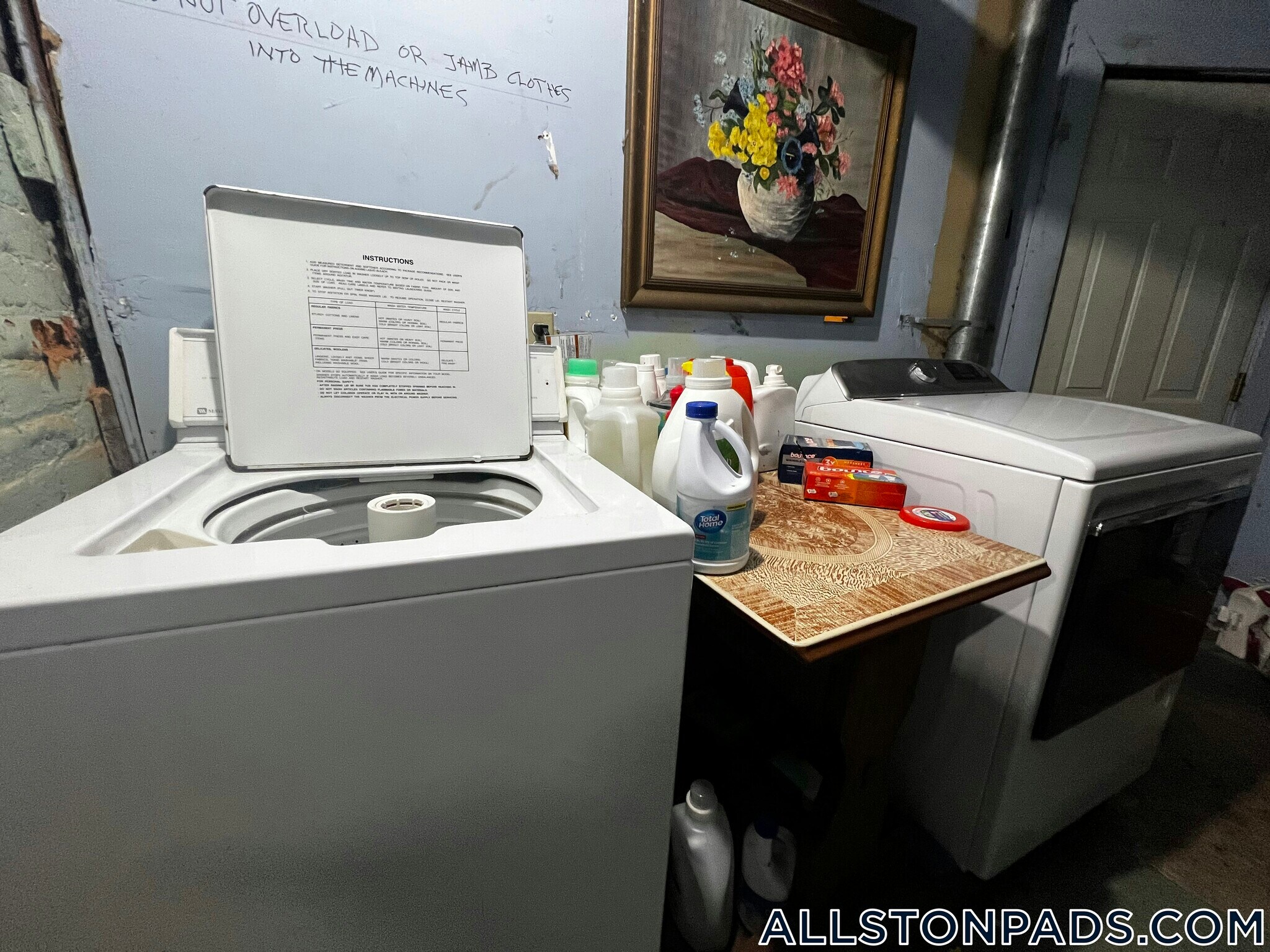 Building Photo - 78 Aldie St