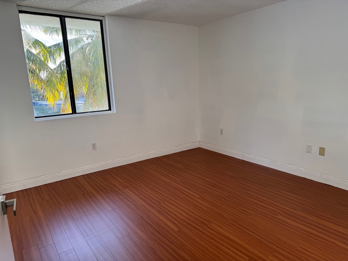 Building Photo - 8335 SW 152nd Ave