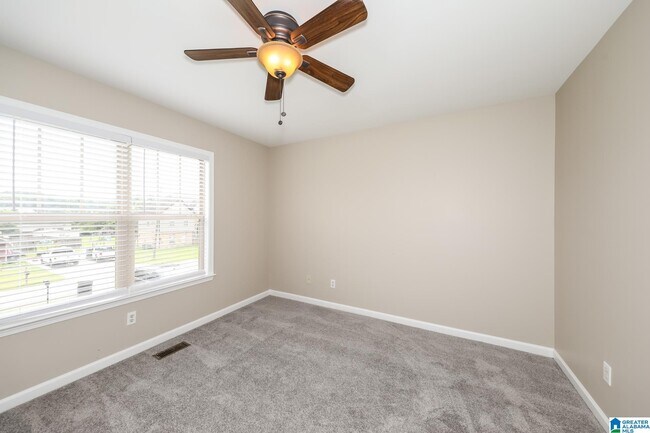 Building Photo - 725 Starlite Dr