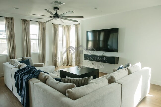 Building Photo - 10262 E Utah Ave