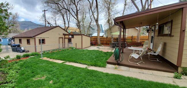 Building Photo - Charming 4-bedroom in Golden