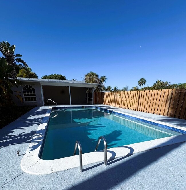 Building Photo - 3/2/2 POOL home in Stuart on 3/4 acre--NO HOA! ** PICS Coming Soon!**