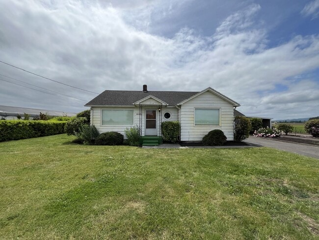 Building Photo - Comfortable Country Retreat on Verboort Road with .22-Acre Lot with Garage and Covered Parking