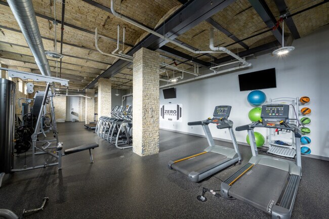 Building Photo - 1125 N 9th St