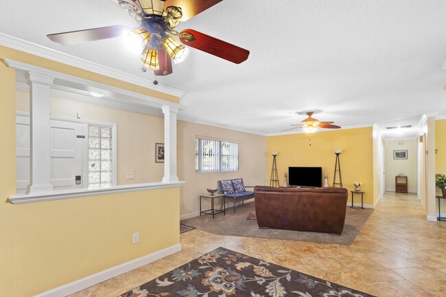 Building Photo - 1059 Carambola Cir