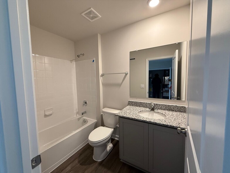 upstairs bathroom - 157 Tigney Dr