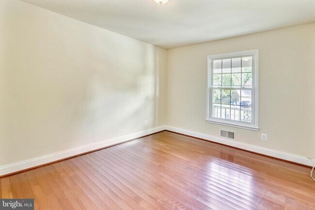 Building Photo - 11834 Goya Dr