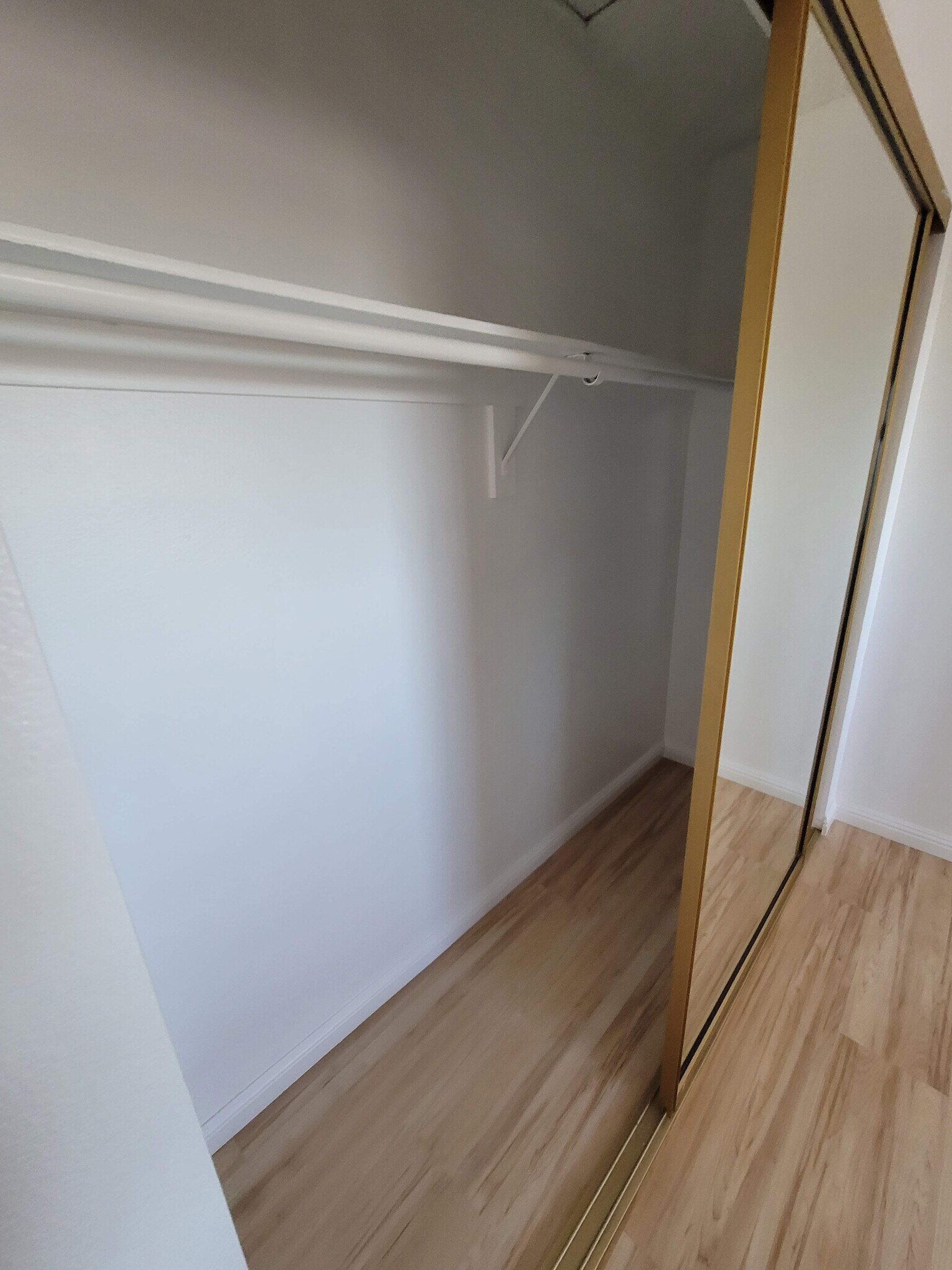 Building Photo - 10521 National Blvd