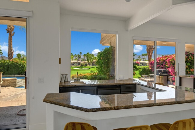 Building Photo - 189 White Horse Trail