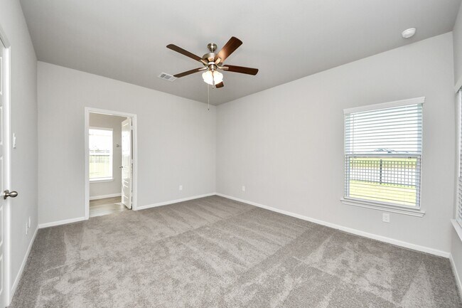 Building Photo - 1472 Sundown Gln Ln