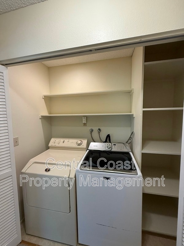 Building Photo - 1360 Josselyn Canyon Rd